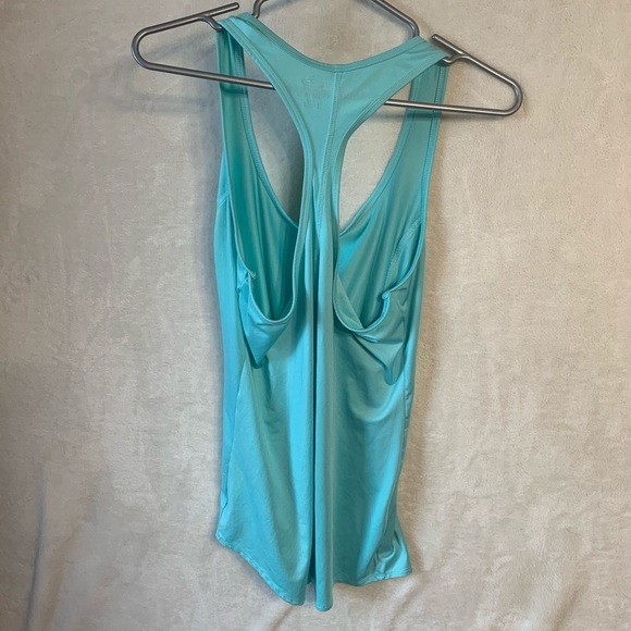 Champion Large Tank Top - Picture 2 of 2